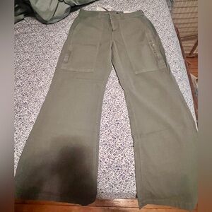 AE Low Rise Baggy Jeans